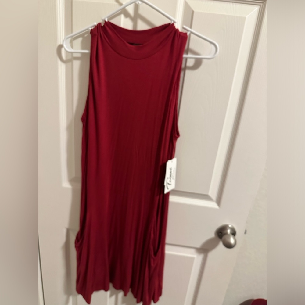 Trixxi Sleeveless Loose Dress - Size Medium (New with Tags)